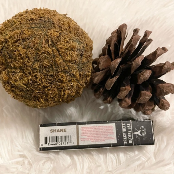 Jeffree Star Velour Liquid Lipstick - Picture 2 of 9